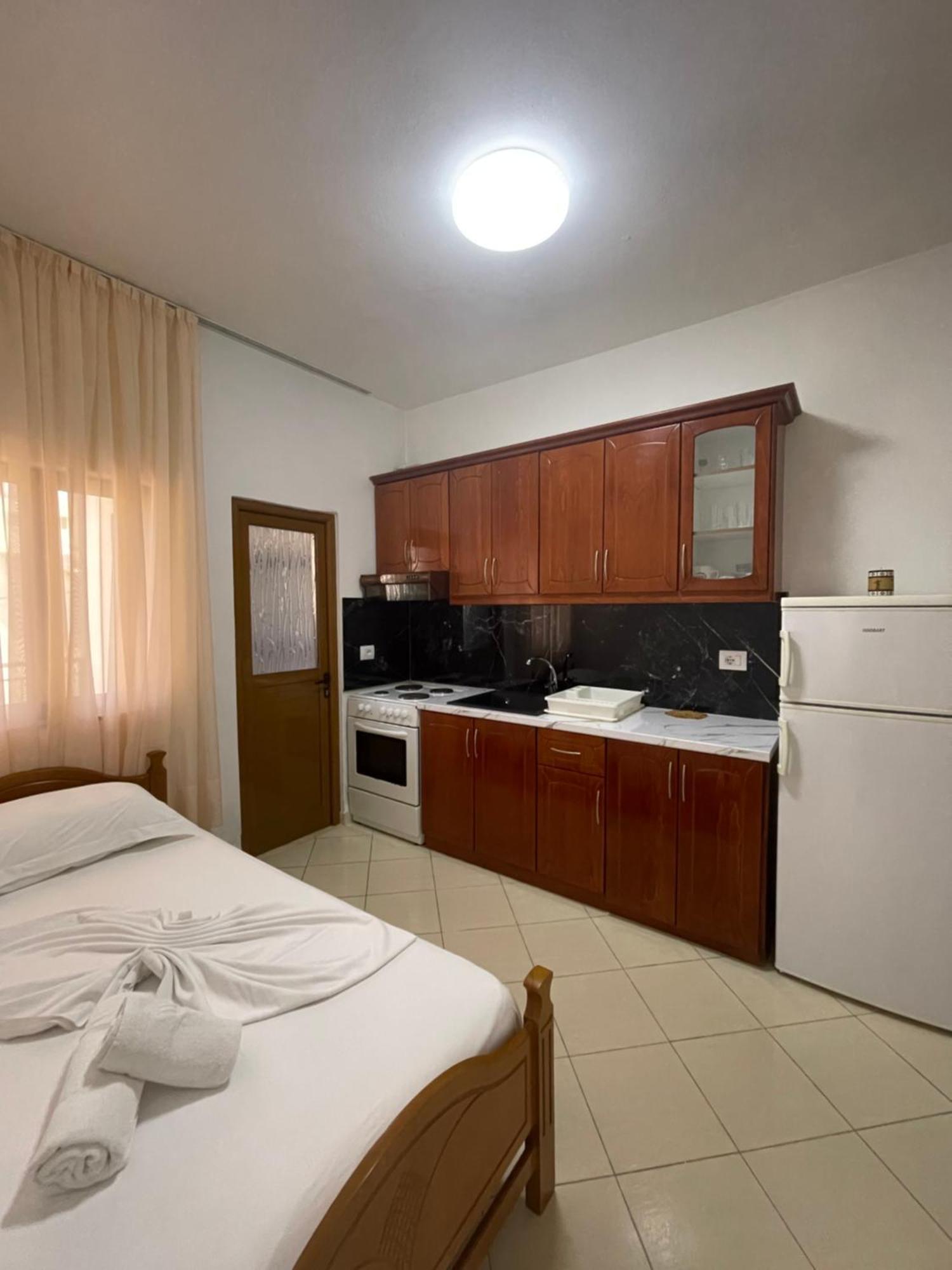 Summerland Saranda Екстер'єр фото
