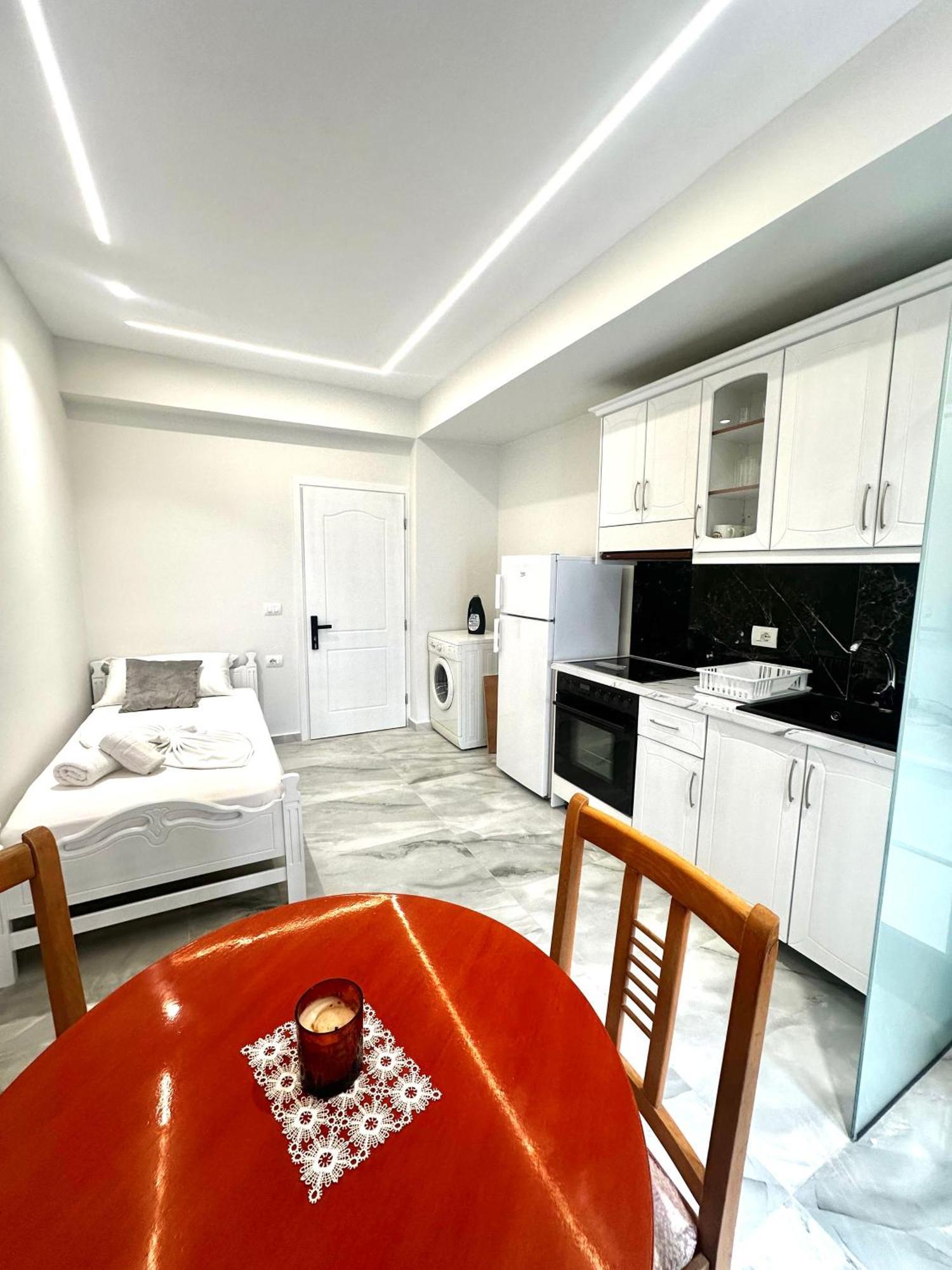Summerland Saranda Екстер'єр фото